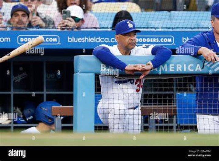 Dave Roberts, Dodgers